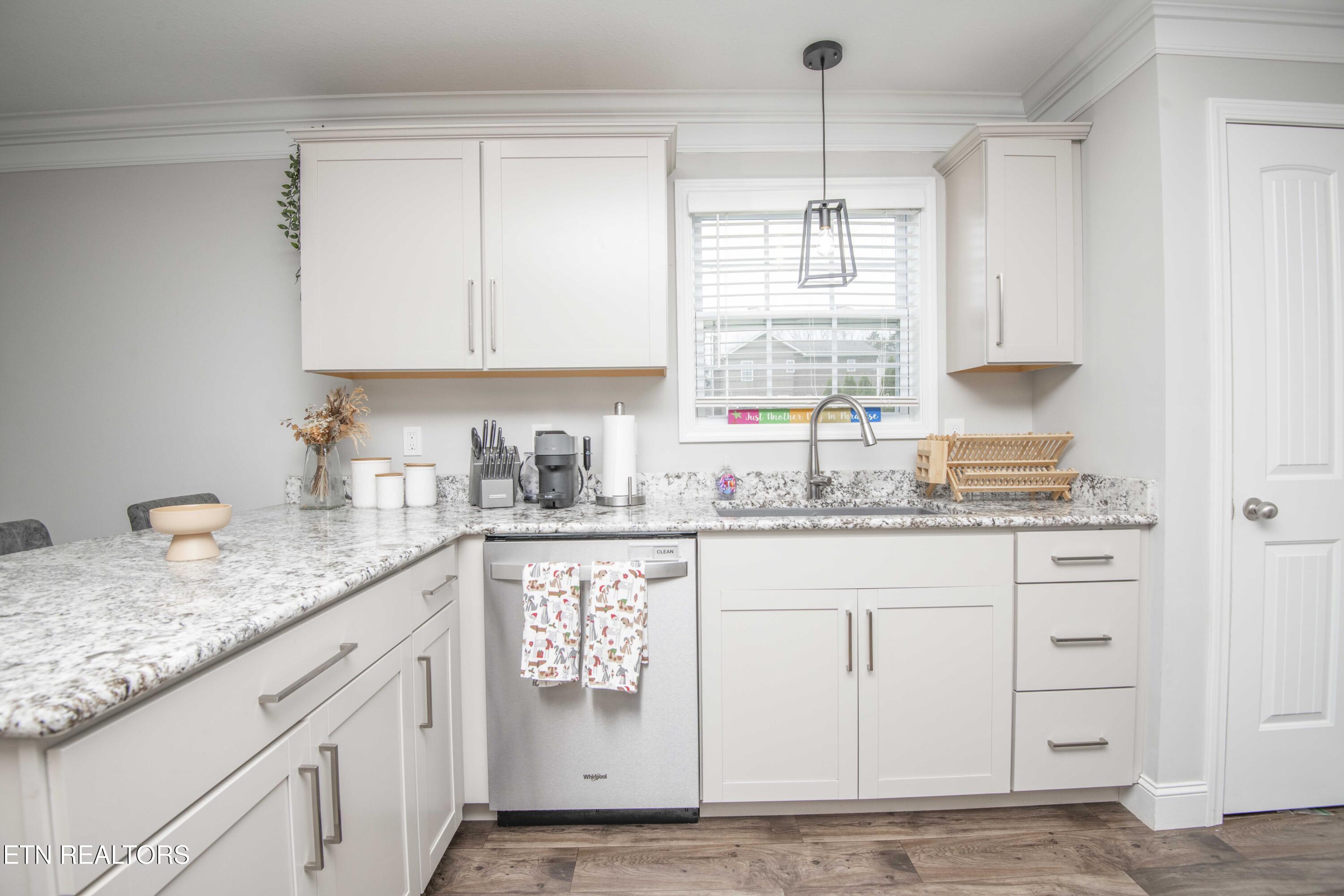 7336 Ladd Road Powell, TN 37849 - Photo 15 of 34 kitchen 3_1