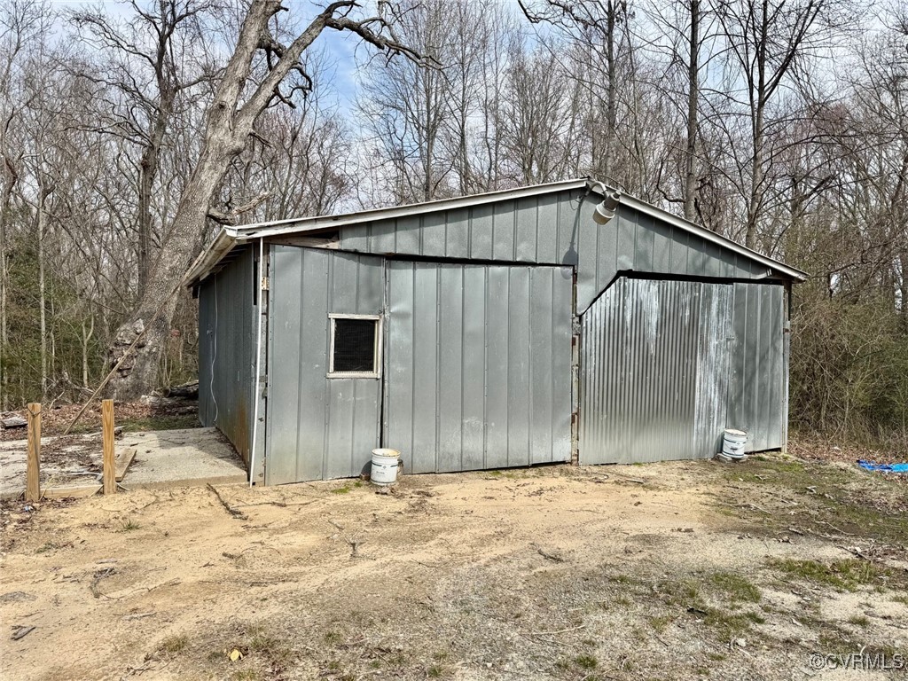 1596 Hampton Hall Road Callao, VA 22435 - Photo 3 of 14 Garage/shed/workshop