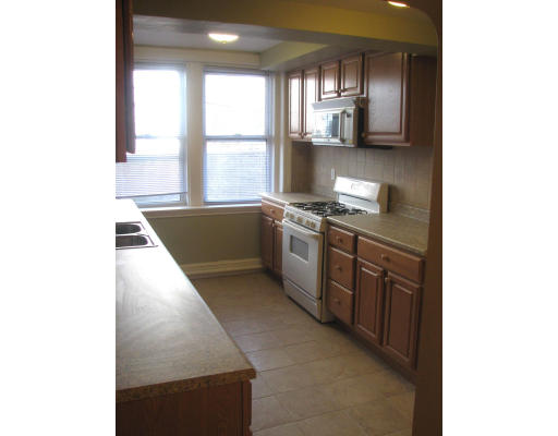 119 Winthrop Road, Unit 12C Brookline, MA 02445 - Photo 2 of 2