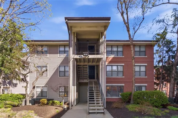 $170,000 | 425 West 9th Street, Unit 103, Kansas City, MO 64105