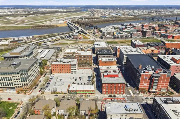 $170,000 | 425 West 9th Street, Unit 103, Kansas City, MO 64105