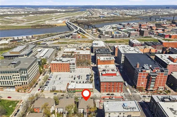 $170,000 | 425 West 9th Street, Unit 103, Kansas City, MO 64105