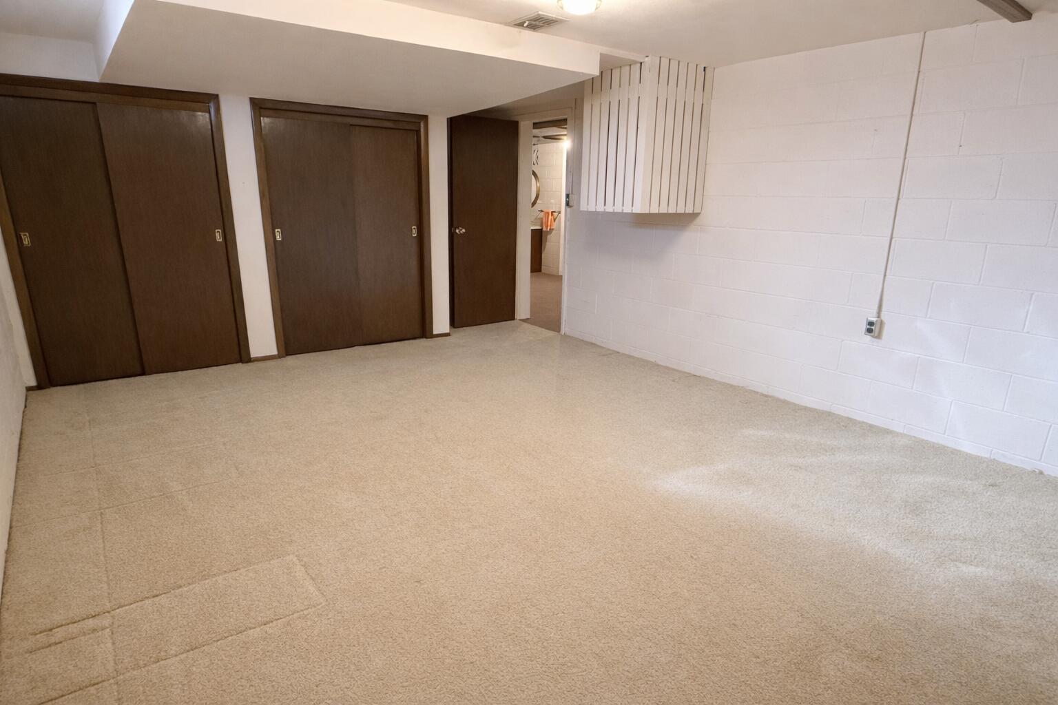 1233 South 26th Street Manitowoc, WI 54220 - Photo 31 of 40 31 office