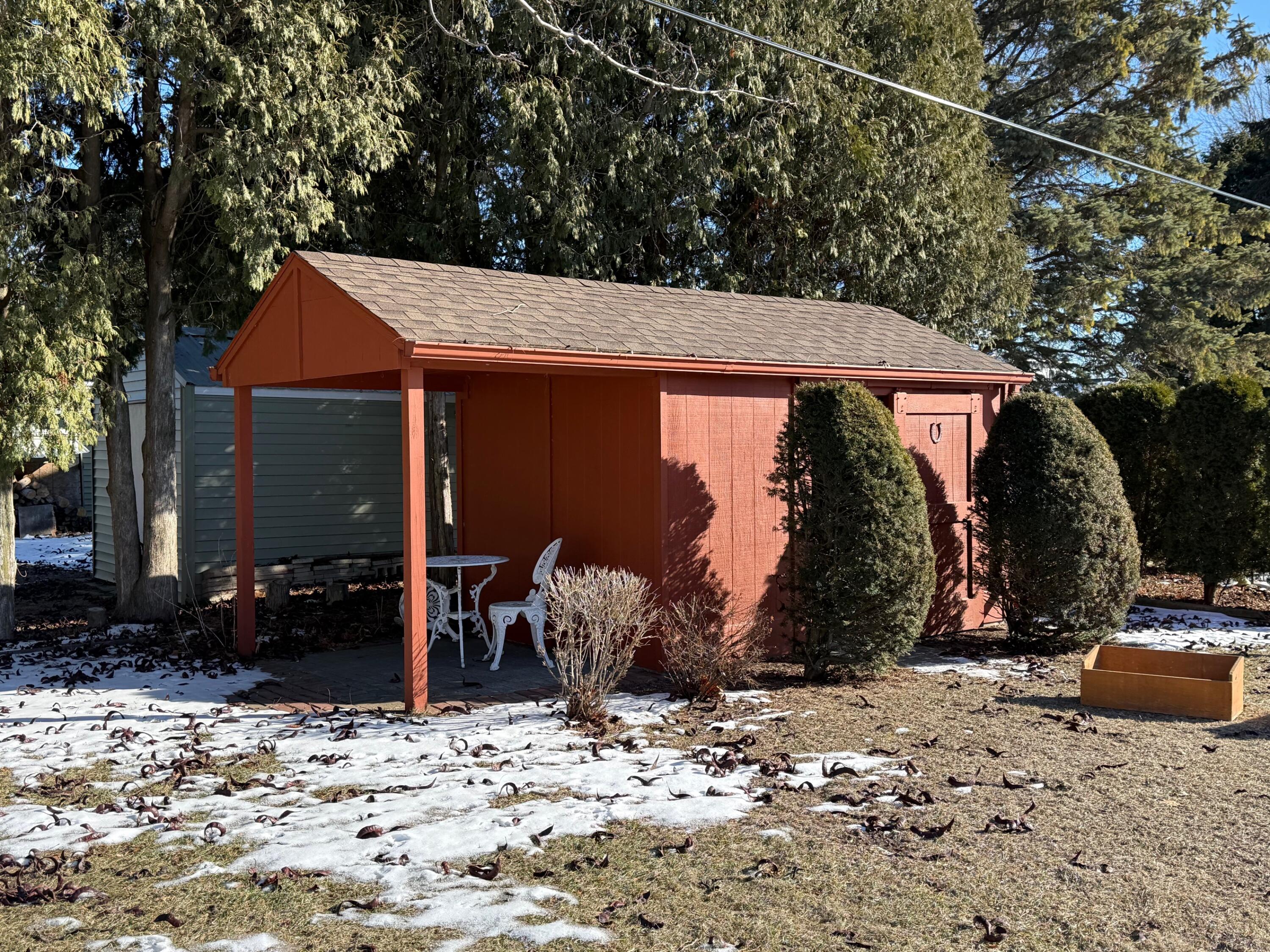 1233 South 26th Street Manitowoc, WI 54220 - Photo 38 of 40 38 storage shed