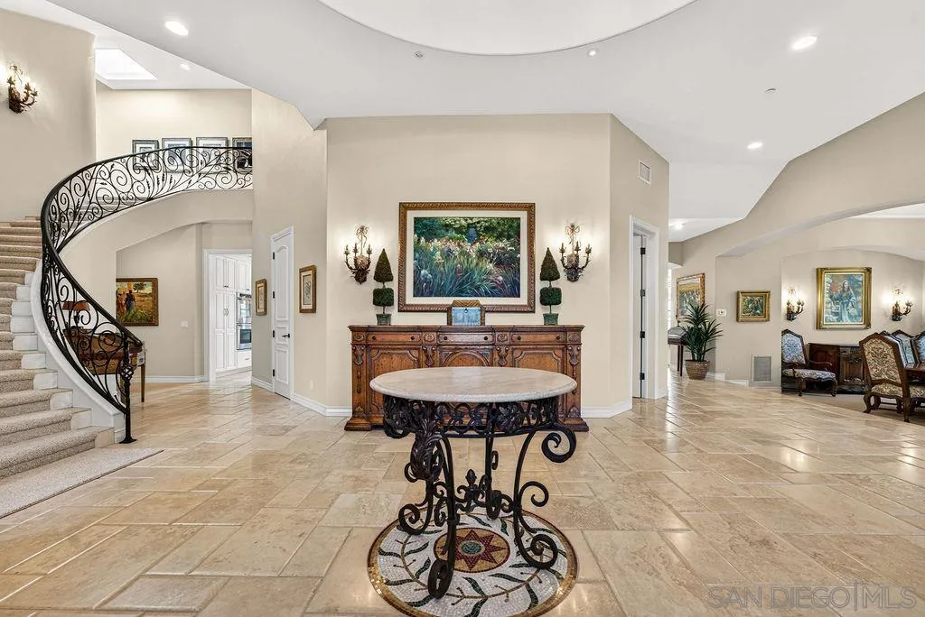 6253 Clubhouse Drive Rancho Santa Fe, CA 92067 - Photo 13 of 73