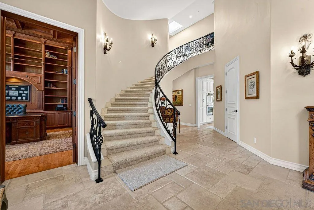 6253 Clubhouse Drive Rancho Santa Fe, CA 92067 - Photo 14 of 73