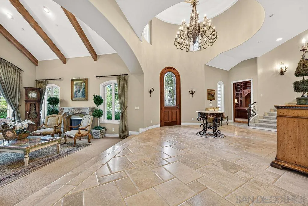 6253 Clubhouse Drive Rancho Santa Fe, CA 92067 - Photo 18 of 73