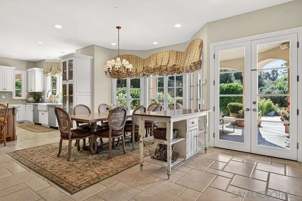 6253 Clubhouse Drive Rancho Santa Fe, CA 92067 - Photo 34 of 73