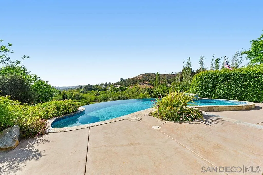 6253 Clubhouse Drive Rancho Santa Fe, CA 92067 - Photo 41 of 73