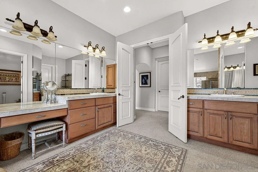 6253 Clubhouse Drive Rancho Santa Fe, CA 92067 - Photo 48 of 73