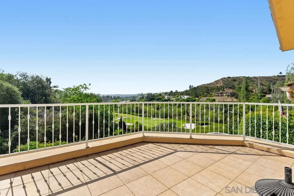 6253 Clubhouse Drive Rancho Santa Fe, CA 92067 - Photo 53 of 73