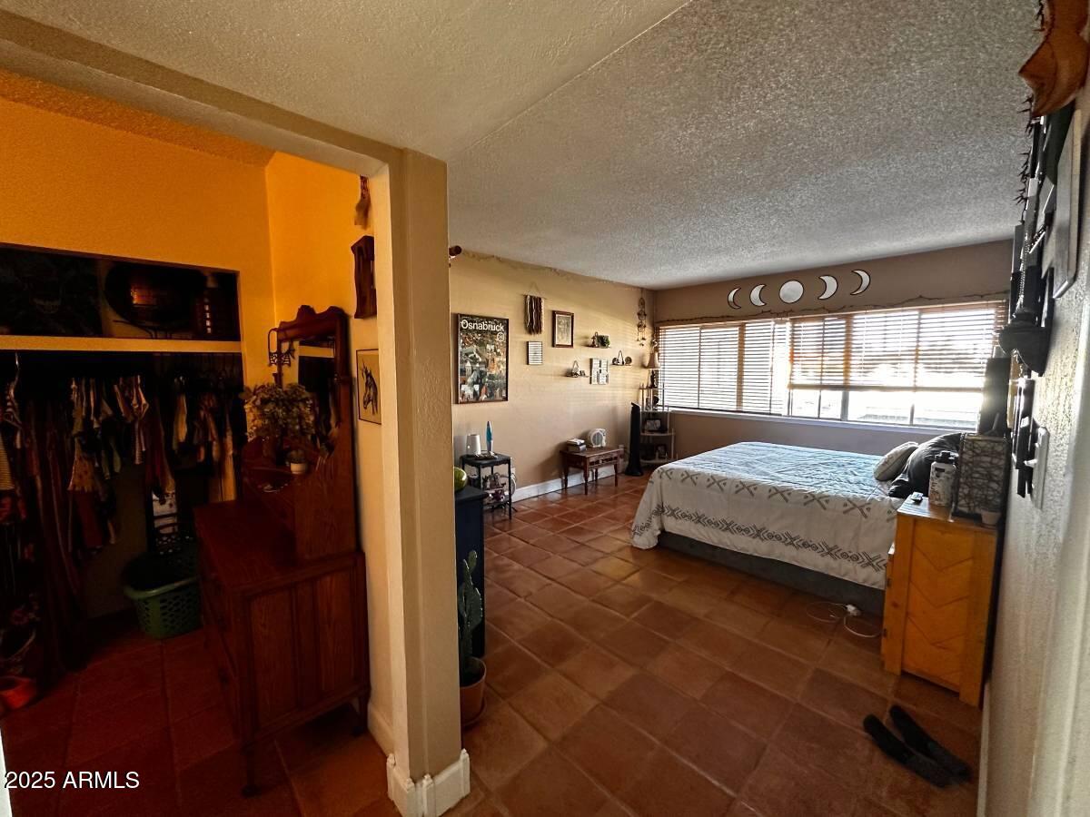 349 East Thomas Road, Unit E207 Phoenix, AZ 85004 - Photo 3 of 18 3497