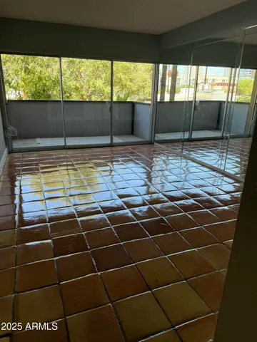 $1,625 | 349 East Thomas Road, Unit E207, Phoenix, AZ 85004