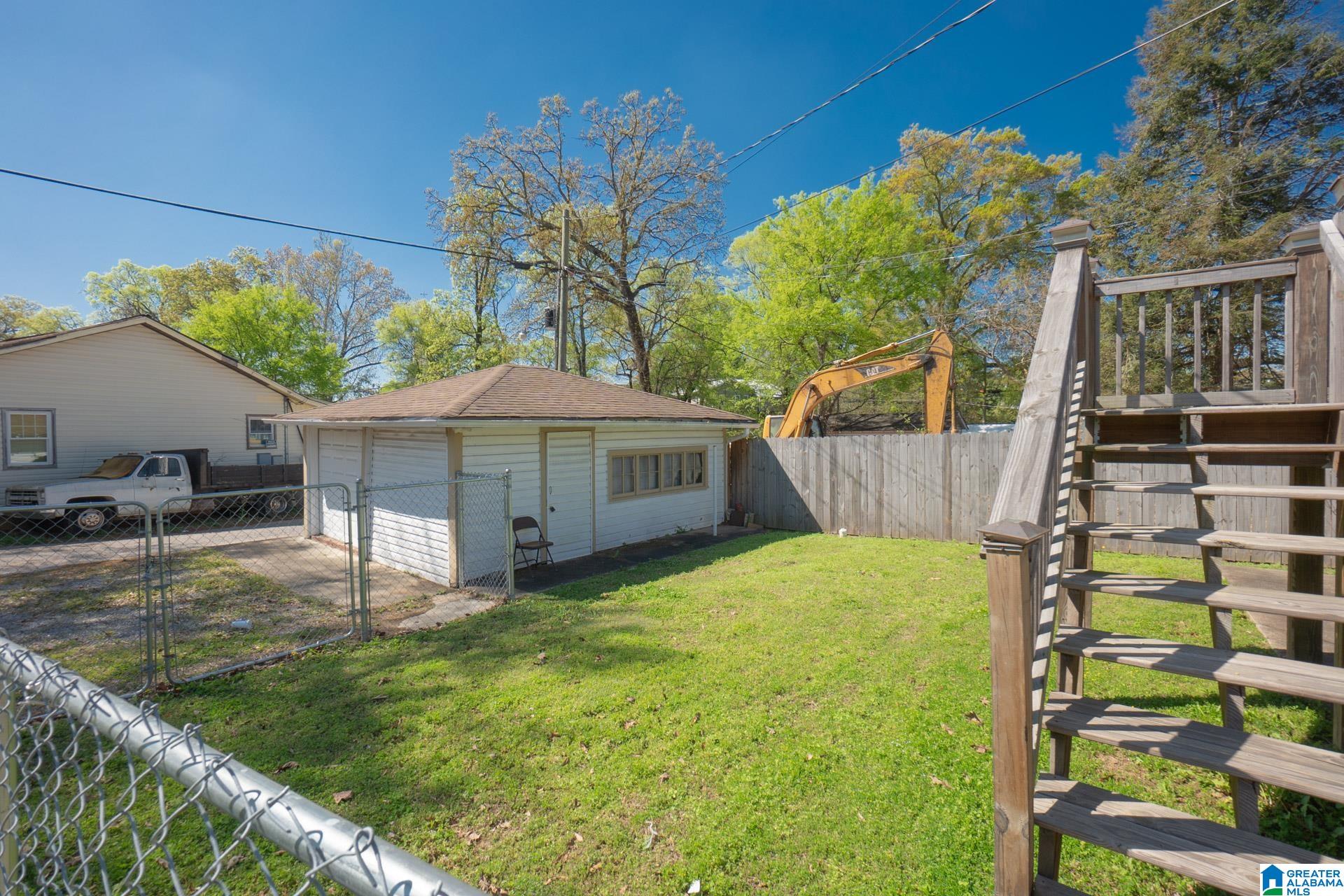 1815 Warrior Road Birmingham, AL 35208 - Photo 4 of 6