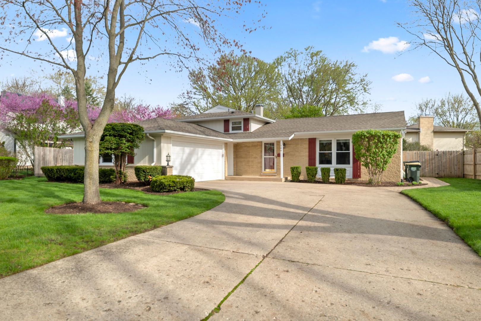 706 East Golf Road Libertyville, IL 60048 - Photo 2 of 34 Gallery Image 2