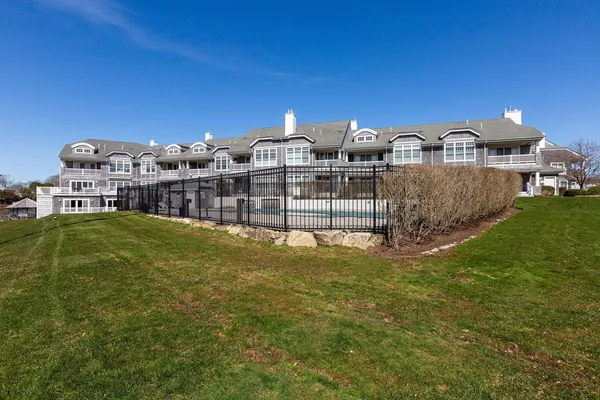 $1,099,000 | 780 Craigville Beach Road, Barnstable, MA 02632
