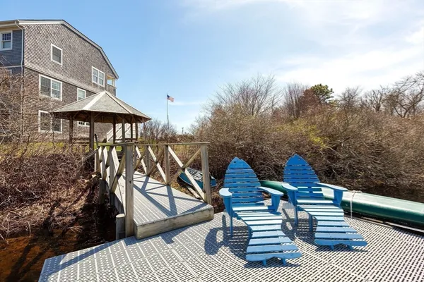 $1,099,000 | 780 Craigville Beach Road, Barnstable, MA 02632