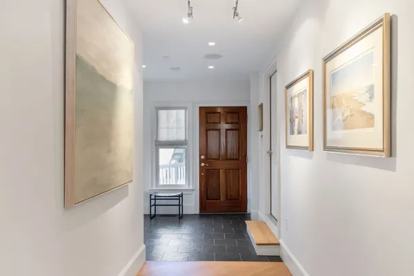 $1,099,000 | 780 Craigville Beach Road, Barnstable, MA 02632