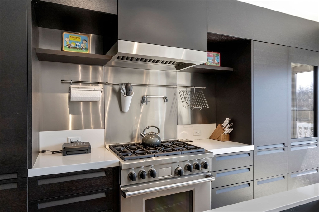 780 Craigville Beach Road Barnstable, MA 02632 - Photo 8 of 28