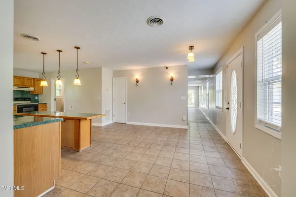 $875,000 | 516 Bowmantown Road, Telford, TN 37690