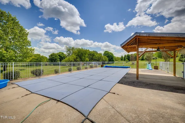 $875,000 | 516 Bowmantown Road, Telford, TN 37690