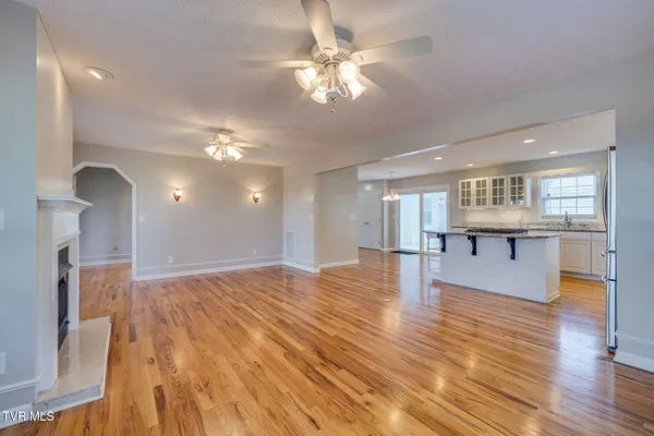 $875,000 | 516 Bowmantown Road, Telford, TN 37690