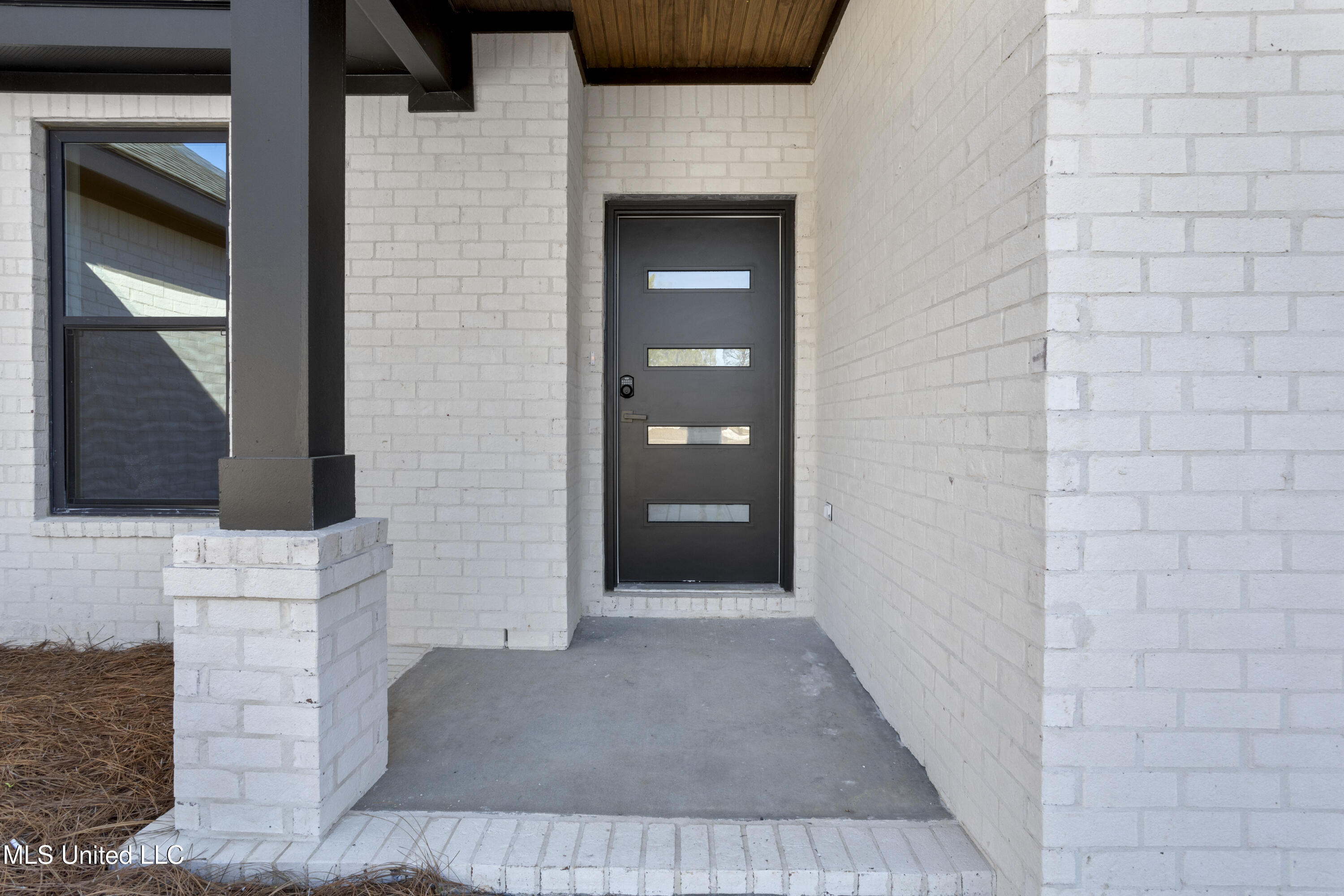 1773 Granhurst Street Gautier, MS 39553 - Photo 3 of 40 0003