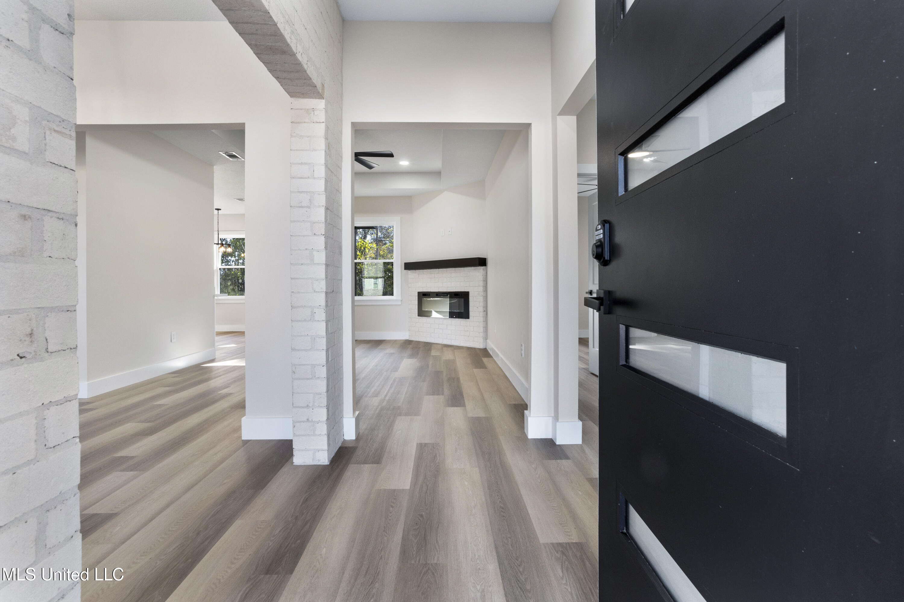 1773 Granhurst Street Gautier, MS 39553 - Photo 5 of 40 0005