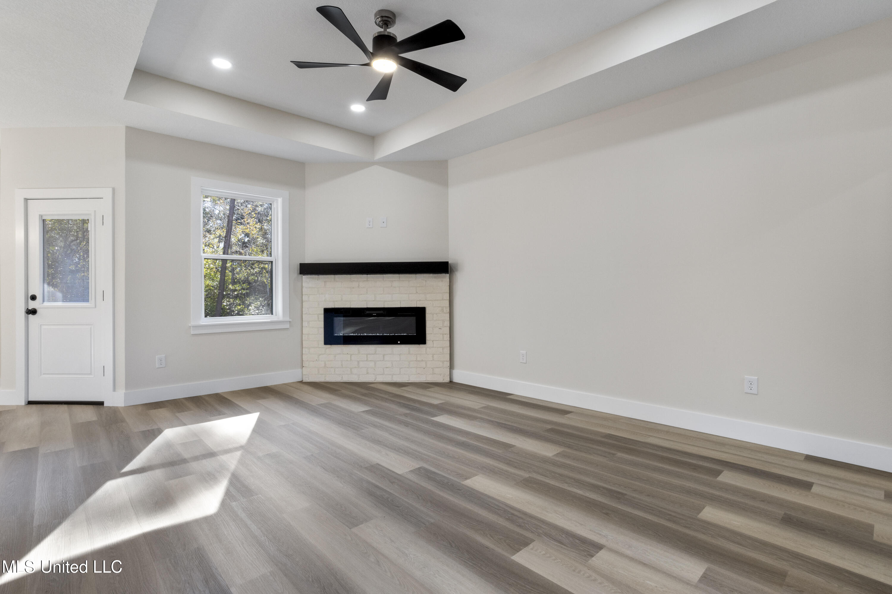 1773 Granhurst Street Gautier, MS 39553 - Photo 9 of 40 0009