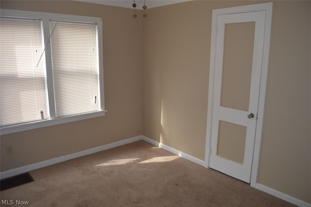 3492 Warren Road Cleveland, OH 44111 - Photo 6 of 15 Gallery Image 6