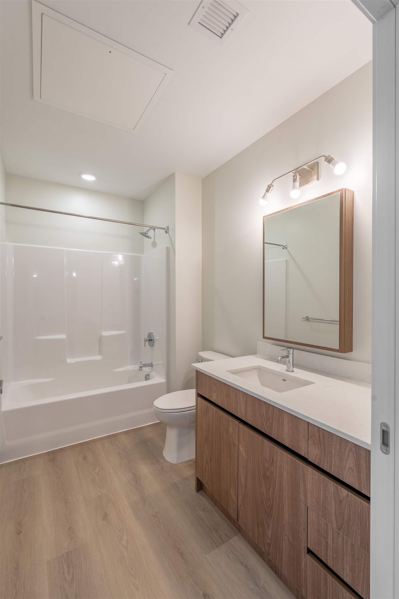 51 North Main Street, Unit 204 Rochester, NH 03867 - Photo 8 of 13