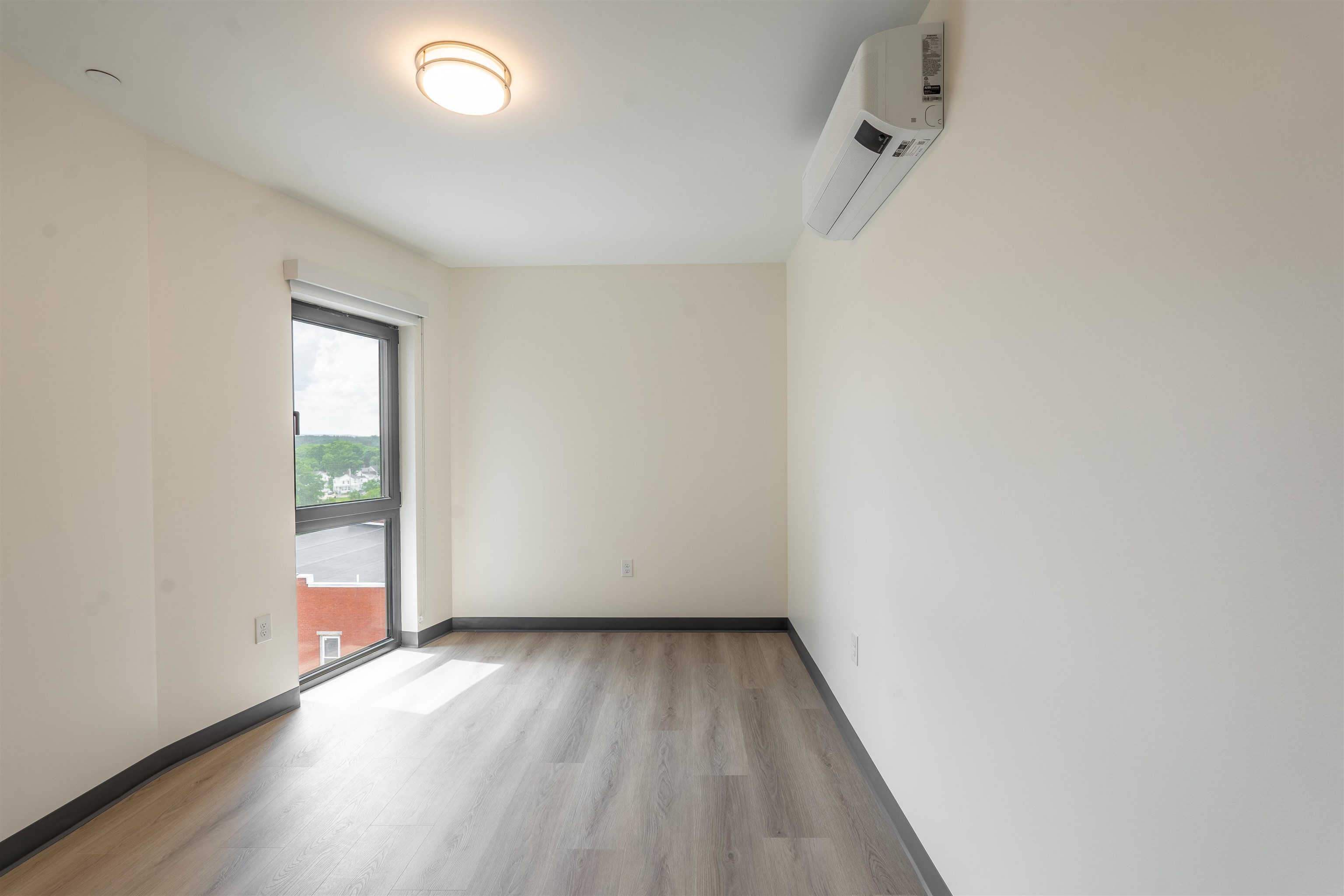 51 North Main Street, Unit 204 Rochester, NH 03867 - Photo 10 of 13