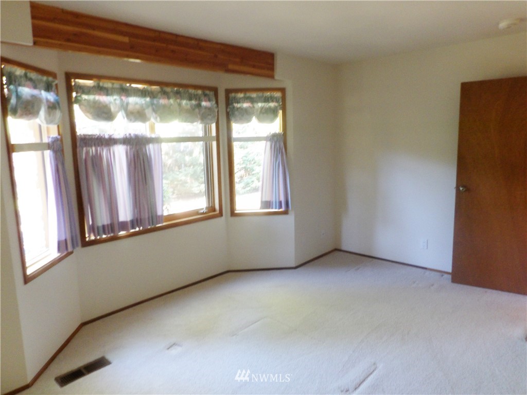 46268 Baker Loop Road Concrete, WA 98237 - Photo 15 of 25 Gallery Image 15