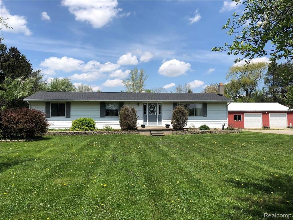 7563 Dryden Road Almont, MI 48003 - Photo 1 of 31 Drydenfront.jpg