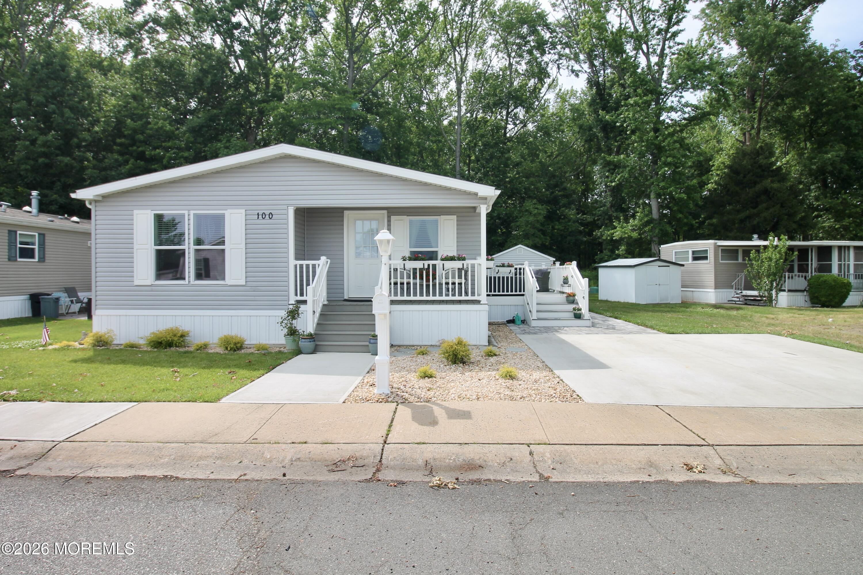 100 Woody Road Freehold, NJ 07728 - Photo 3 of 50 IMG_7839