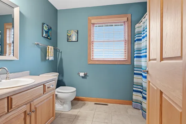 $655,000 | 2002 Hazel Hill Road Southeast, Alexandria, MN 56308
