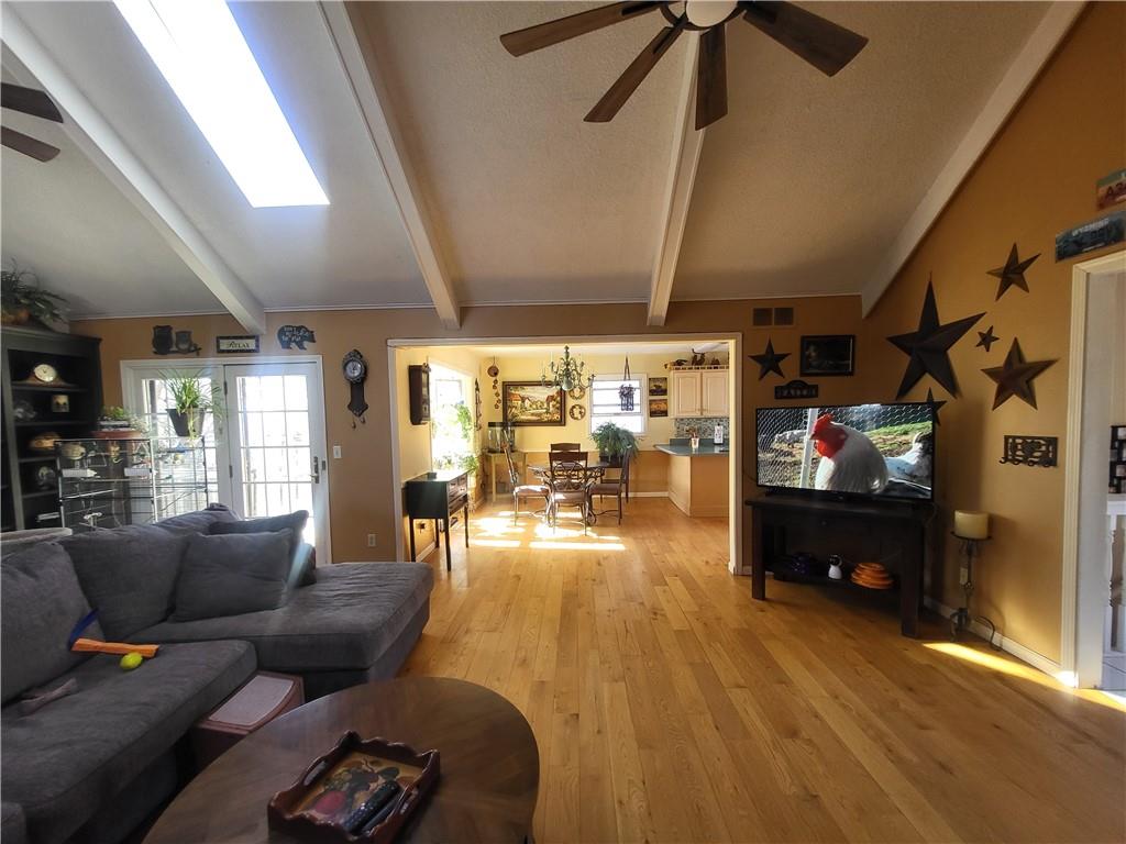 210 East 14th Street Cameron, MO 64429 - Photo 6 of 29