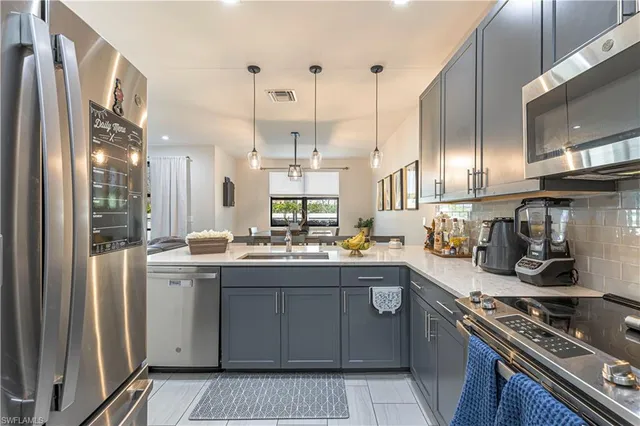 $3,000 | 7538 Rockefeller Drive, Naples, FL 34119