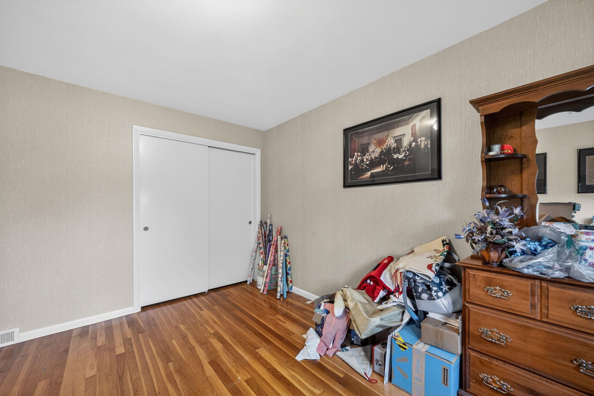 75 North Acres Road Manchester, NH 03104 - Photo 20 of 28