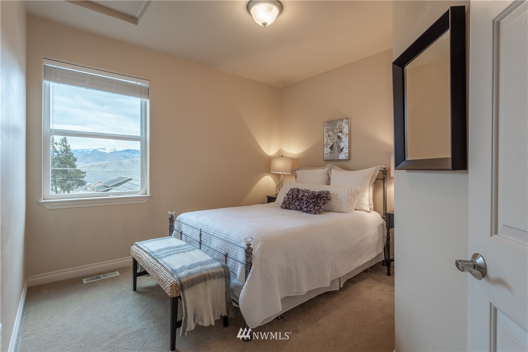 900 Ridge Crest Drive Wenatchee, WA 98801 - Photo 24 of 32 Gallery Image 24