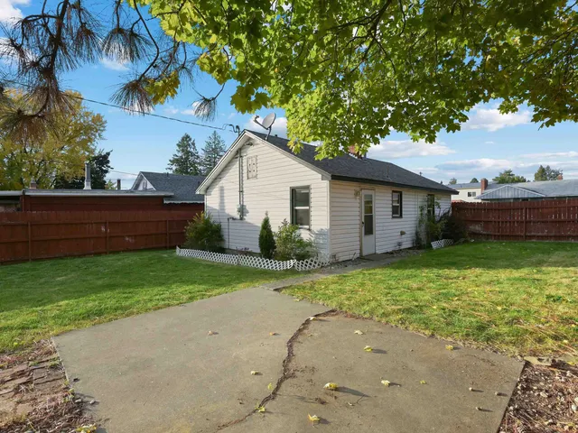 $265,000 | 3919 West Longfellow Avenue, Spokane, WA 99205
