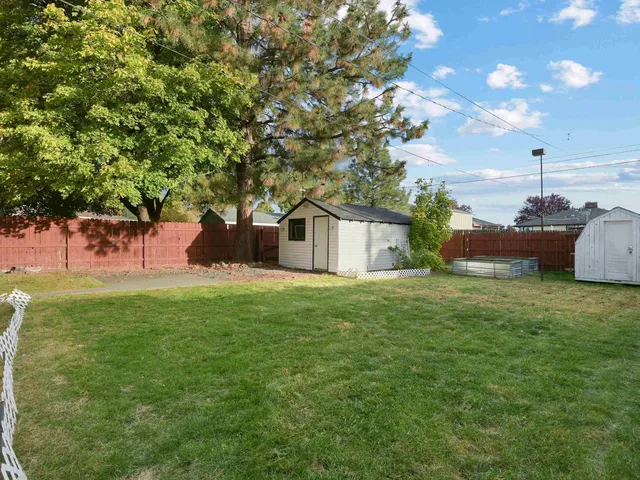 $265,000 | 3919 West Longfellow Avenue, Spokane, WA 99205