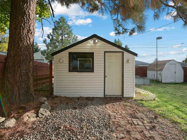 $265,000 | 3919 West Longfellow Avenue, Spokane, WA 99205