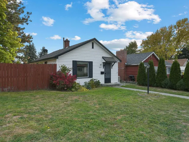 $265,000 | 3919 West Longfellow Avenue, Spokane, WA 99205