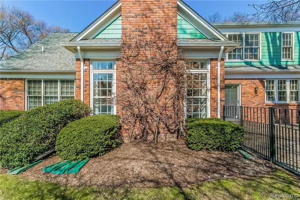 61 Lothrop Road Grosse Pointe, MI 48236 - Photo 54 of 57