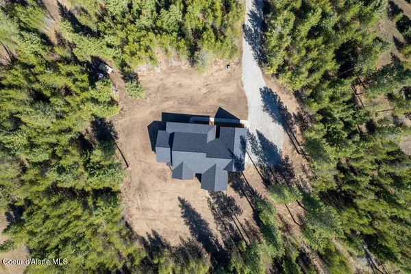 $899,000 | 708 Tweedie Road, Blanchard, ID 83804