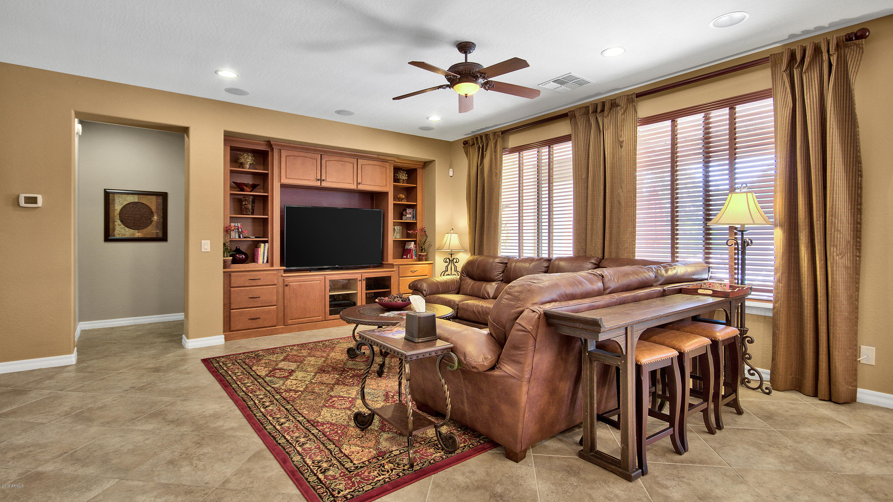 5475 South Cardinal Street Gilbert, AZ 85298 - Photo 19 of 50 Living area
