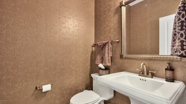 $4,000 | 5475 South Cardinal Street, Gilbert, AZ 85298