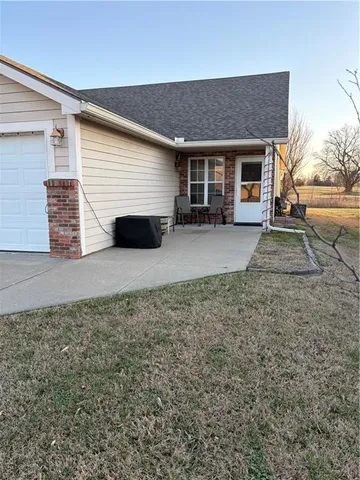 $225,000 | 1114 Pebble Beach Lane, Ottawa, KS 66067