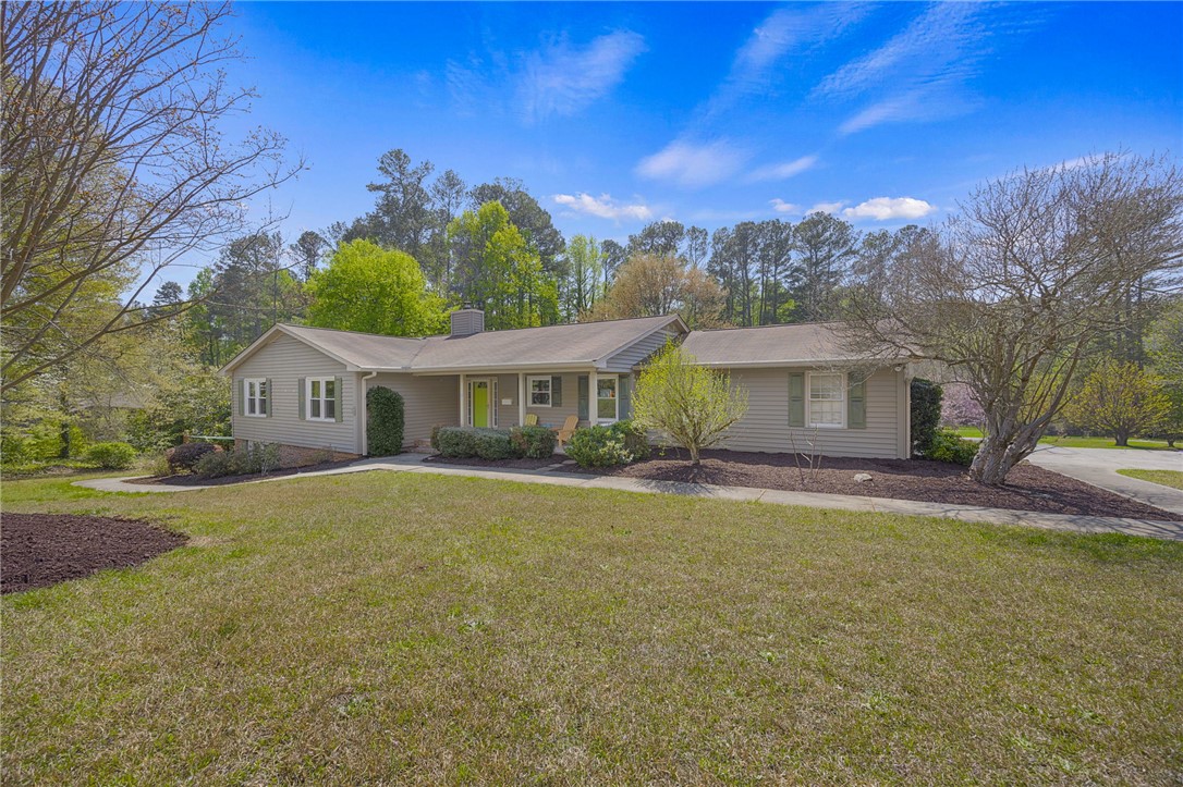1002 Berkeley Drive Clemson, SC 29631 - Photo 23 of 23 This charming residence offers comfortable living in a serene setting, complete with a sprawling yard.